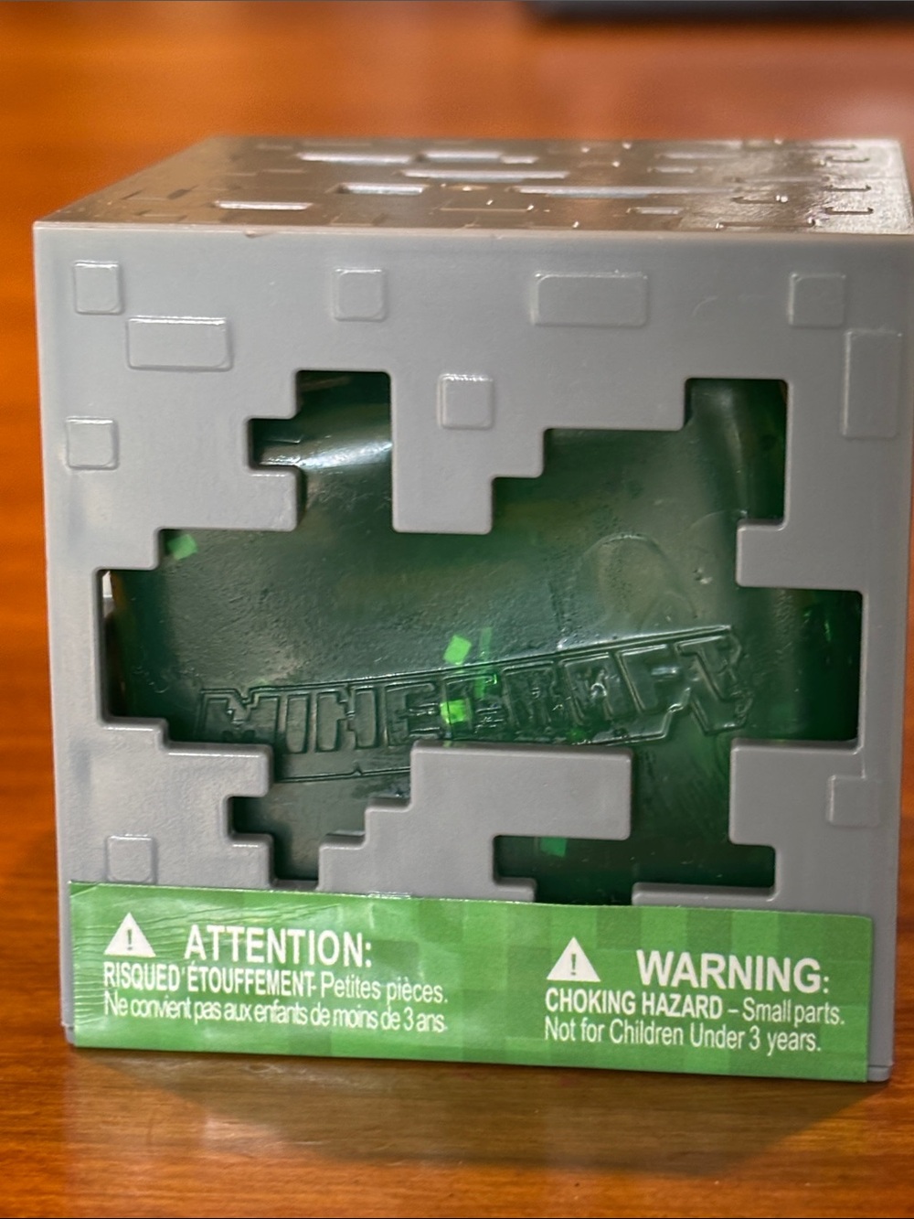 NEW MINECRAFT JELLY CUBES SQUISHY CUBE EMERALD ORE BRICK CONTAINER RARE SQUISHIE